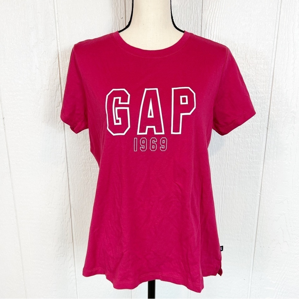 NEW Gap Logo Pink and White Short Sleeve Tee Shirt T Shirt Size Medium M